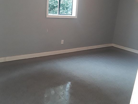 3rd image of 913 Oakland Ave