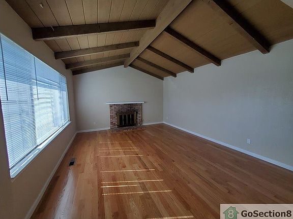 2nd image of 4589 Pearl Ave APT 1
