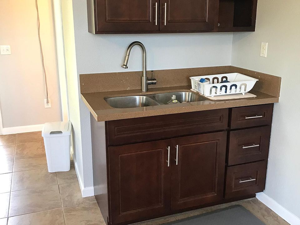 2nd image of 50 Kahope Pl