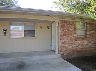 820 Russell Cir, Norman, OK 73071