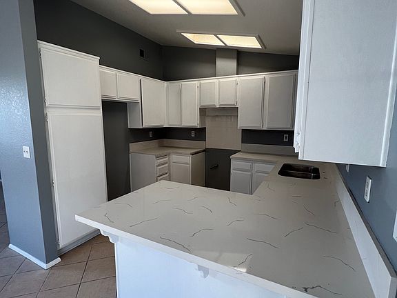 2nd image of 37738 Avenida De Casas