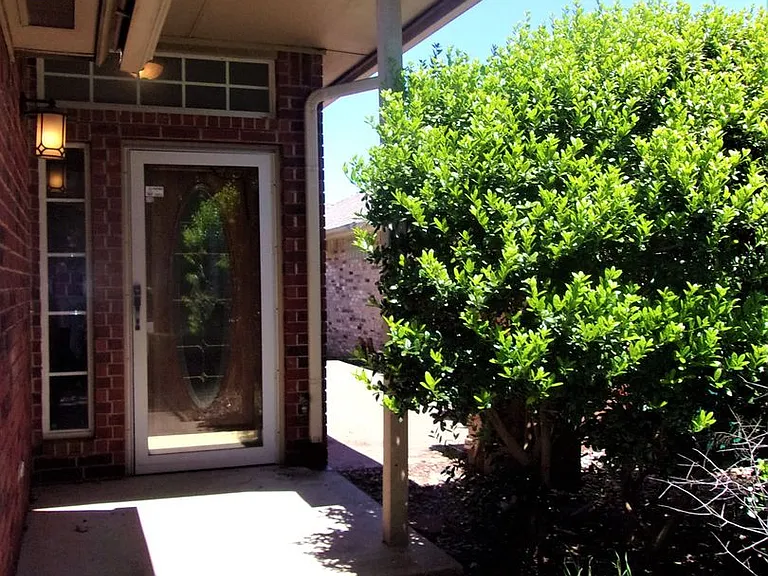 13821 Pawnee Dr — Photo 37