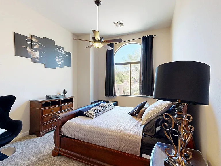 8724 E Regina Cir — Photo 31