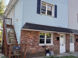 202 Robbins St, Philadelphia, PA 19111