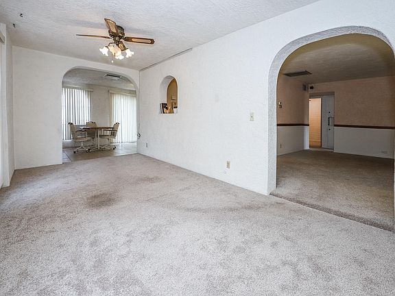 5th image of 5653 E 21st St