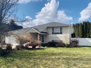 8599 N Woodvine Dr, Hayden Lake, ID 83835