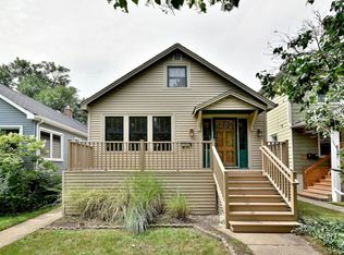 1037 Lathrop Ave, Forest Park, IL 60130