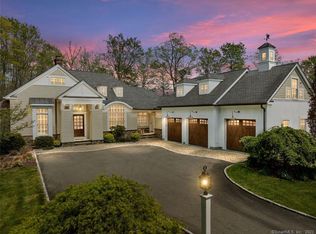 302 Fox Hopyard Rd, East Haddam, CT 06423