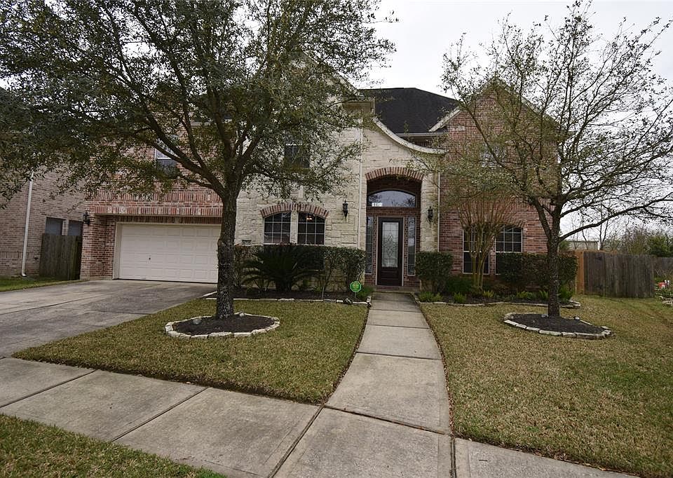 1st image of 6735 Silver Shade Dr