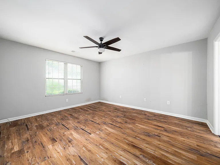 167 Bentley Pkwy — Photo 20