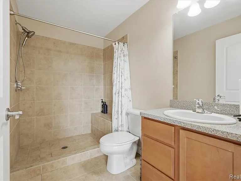 4810 E Stonegate Cir — Photo 22