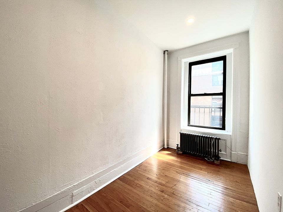 1st image of 11 Jones St APT 18