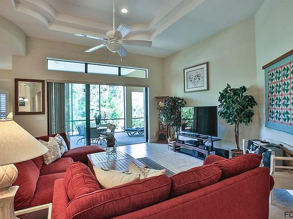 2nd image of 22 N Park Cir