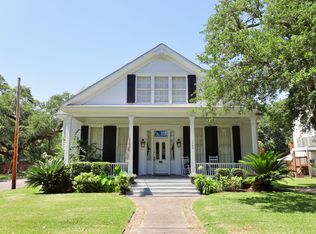 1403 Washington Ave, Pascagoula, MS 39567