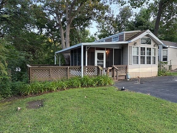2nd image of 2795 E 28th Rd Lot 464