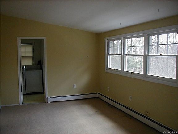 4th image of 1008 King St