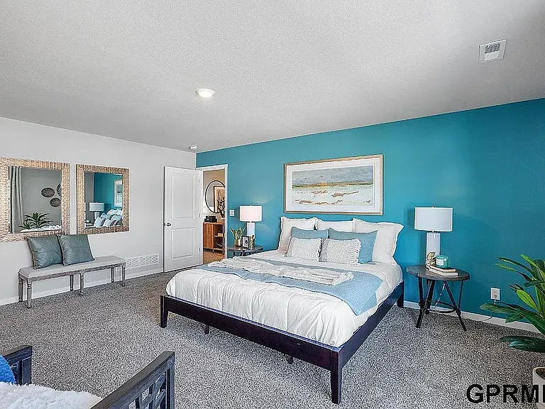 7405 S 204th Ave — Photo 13