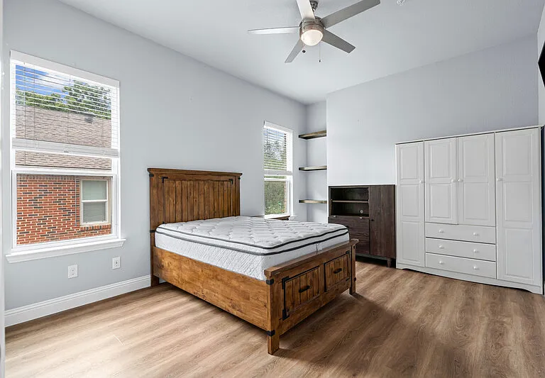 3322 S University Dr — Photo 14