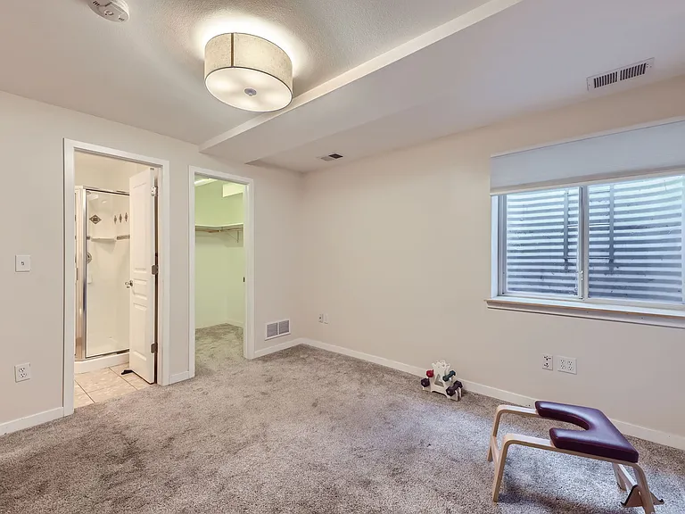 410 Owl Dr — Photo 14