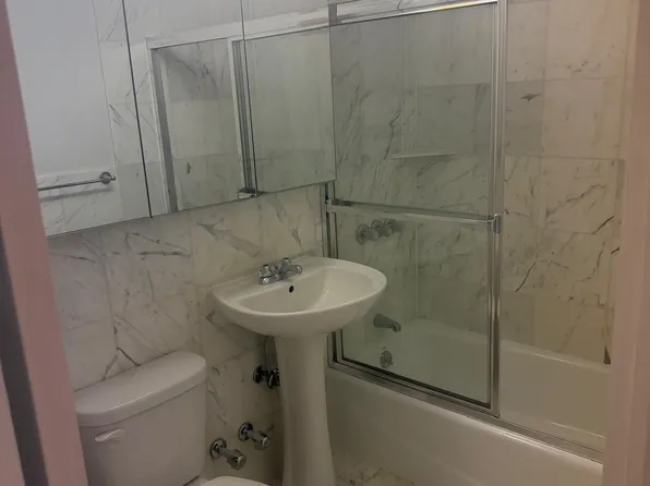 338 East 83rd Street image 3 of 5