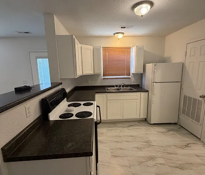 212 Kronos Dr #A — Photo 11