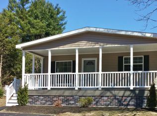 13 Sir Lancelot Dr, Exeter, NH 03833
