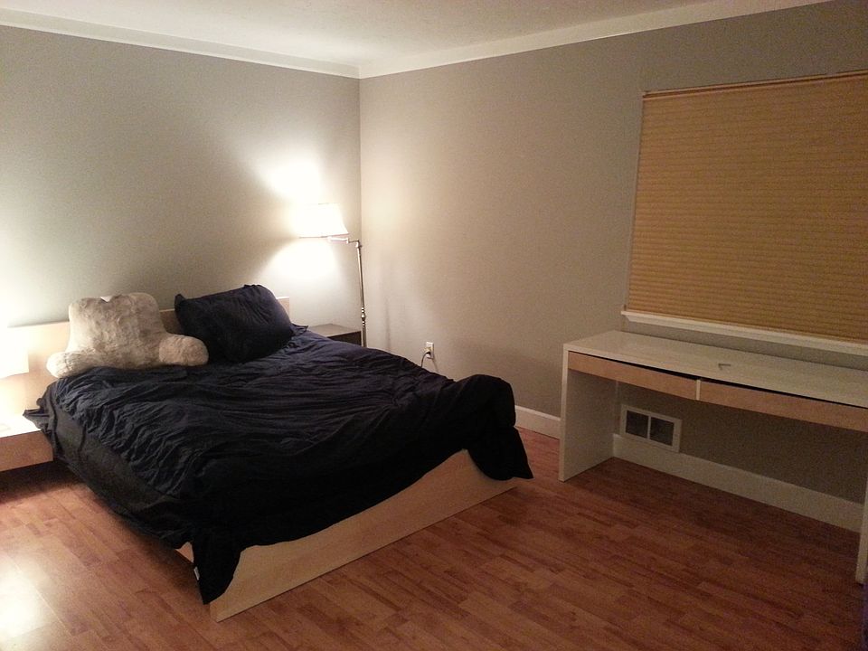 Fully furnished master bedroom