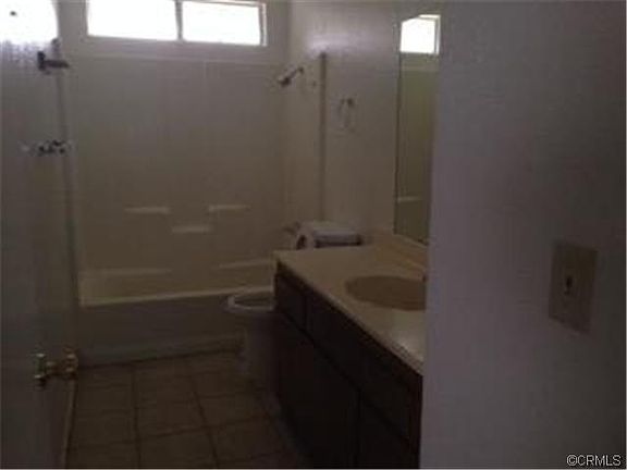5th image of 3680 N Mayfield Ave