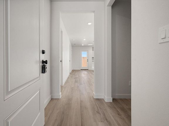 2nd image of 2208 Corpus Ave