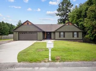 119 Trailwood Dr, Hubert, NC 28539