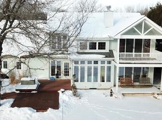 793 Byron Dr, Oconomowoc, WI 53066