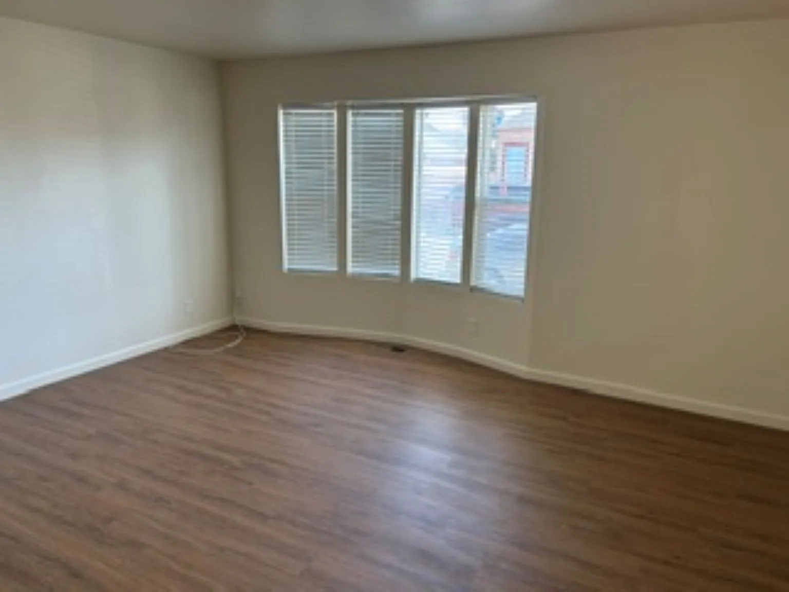 3 bed, 1450 sqft, $3,650 — Photo 3