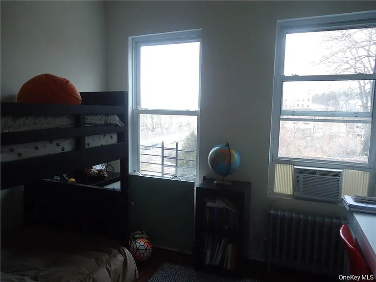 33 Washington Ave #2L — Photo 4