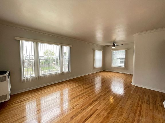 3rd image of 2267 W Adams Blvd #2273
