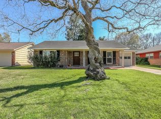 5013 Viking Dr, Houston, TX 77092