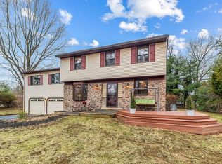 1751 Pulaski Dr, Blue Bell, PA 19422