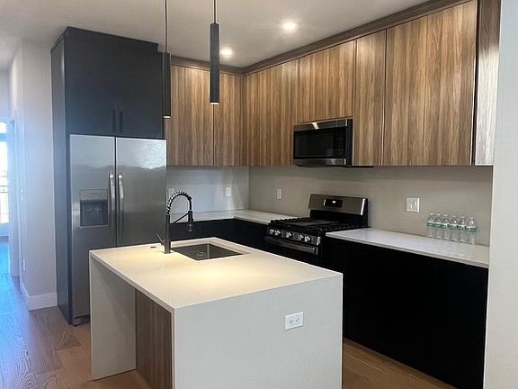 2nd image of 1810 Germantown Ave #3