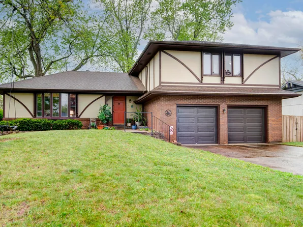2150 E Raynell Street, Springfield, MO 65804