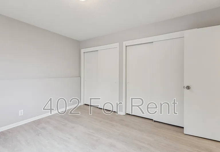 8005 S 48th Ave #2 — Photo 16