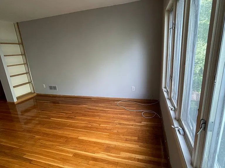 70 W Northwood Ave — Photo 26