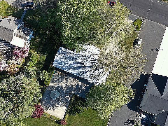 3rd image of 9013 Franklin Rd