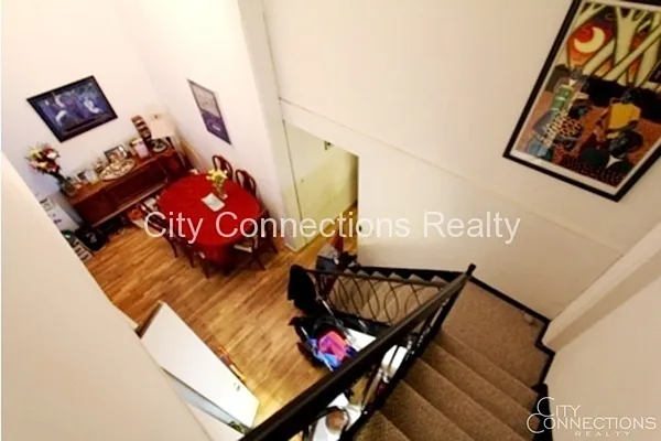 Rented by City Connections Realty | media 31