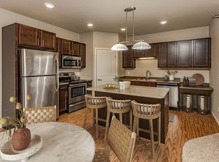 1805 2nd Ave SW #1725-202, Minot, ND 58701