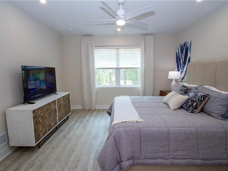 268 Indies Dr E #102 — Photo 26