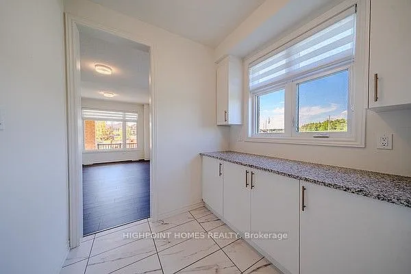 512 Trevor St — Photo 17