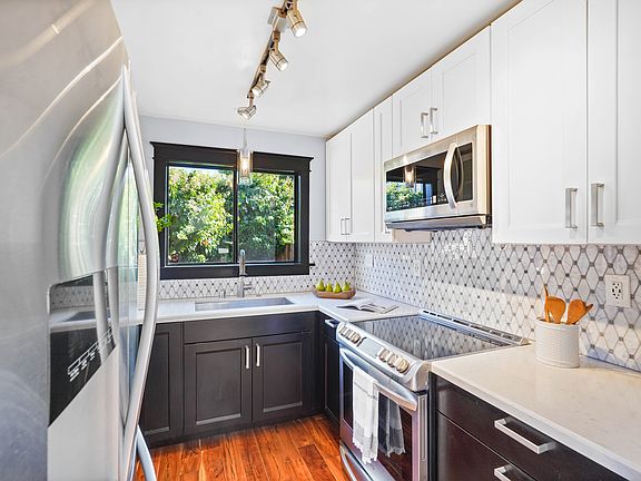 5th image of 472 N Winchester Blvd APT 4