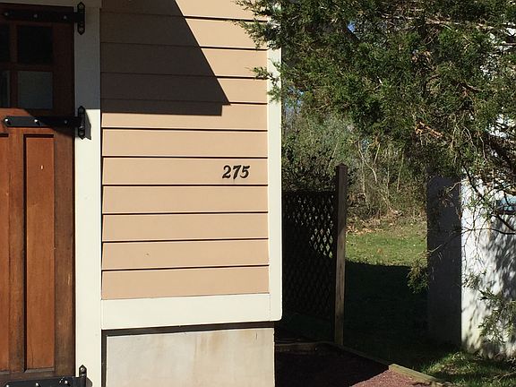 2nd image of 275 N Union St