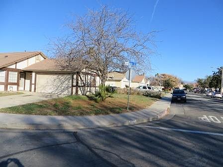 3rd image of 2272 Wildflower Ave
