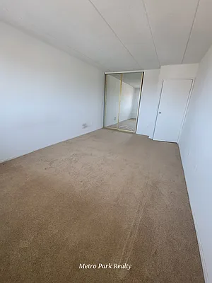 Rented by Metro Park Realty Inc | media 32