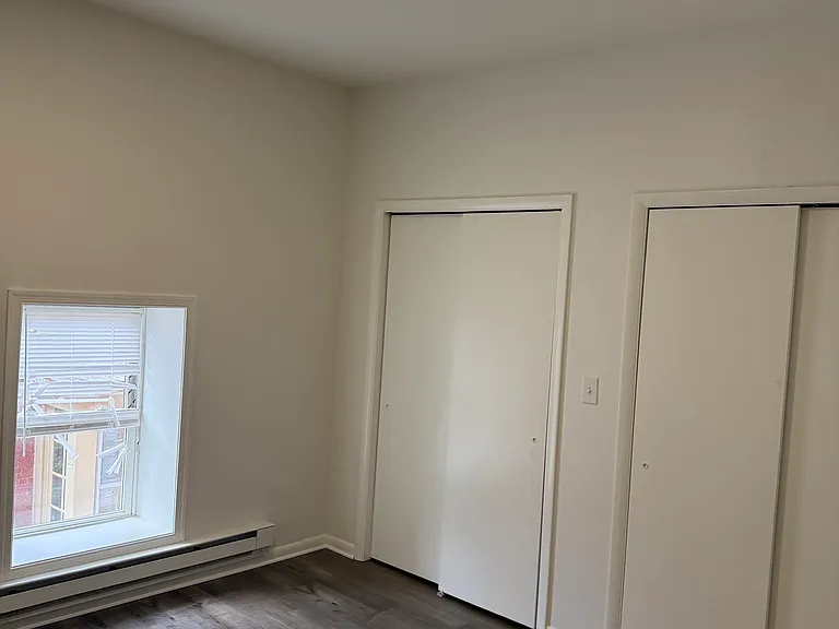235 Main St #B — Photo 6